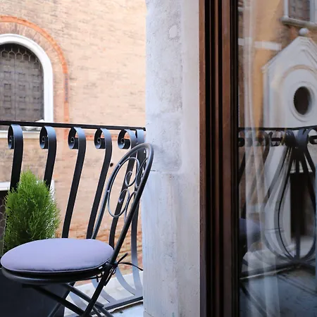 Ca' San Giorgio Bed & Breakfast Venedig